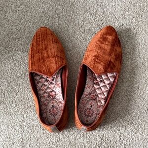 Birdies Velvet Slip-On Loafers in Rust